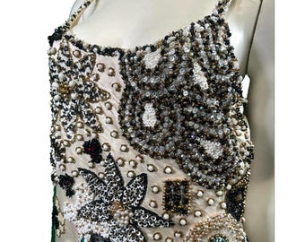 Vestido profusamente bordado de Sara Fredericks, 1965