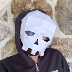 Skull Paper Mask 3d papercraft. 3 sizes included. Get SVG, PDF digital file pattern and instruction for DIY low poly paper mask.