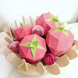 Frutta divertente illustrata 3d papercraft (6). Riceverai file PDF digitali scaricabili colorati per questi giocattoli di carta fai da te.