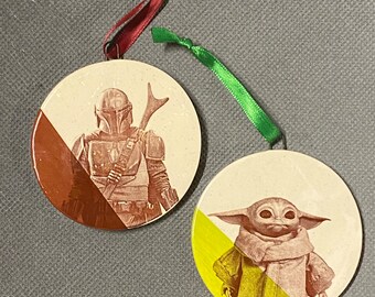 The Mandalorian and Child ceramic ornament set