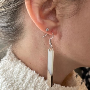 Resin and wood bar earrings