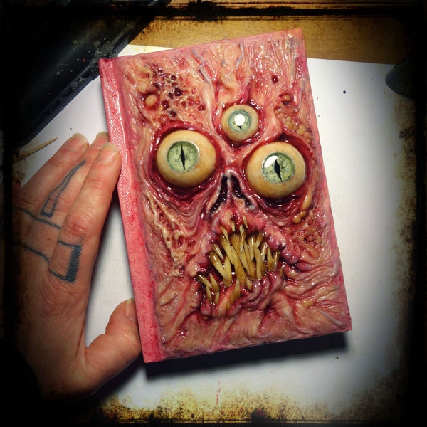 Necronomicon 4 x 6 leere Skizzenbuch mit geformte Abdeckung