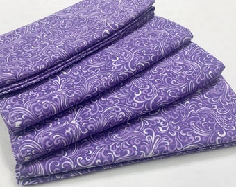 Large Cloth Napkins - Set of 4- Purple Waves Swirl Print- Dinner Table, Everyday, Wedding - Hostess Housewarming Gift