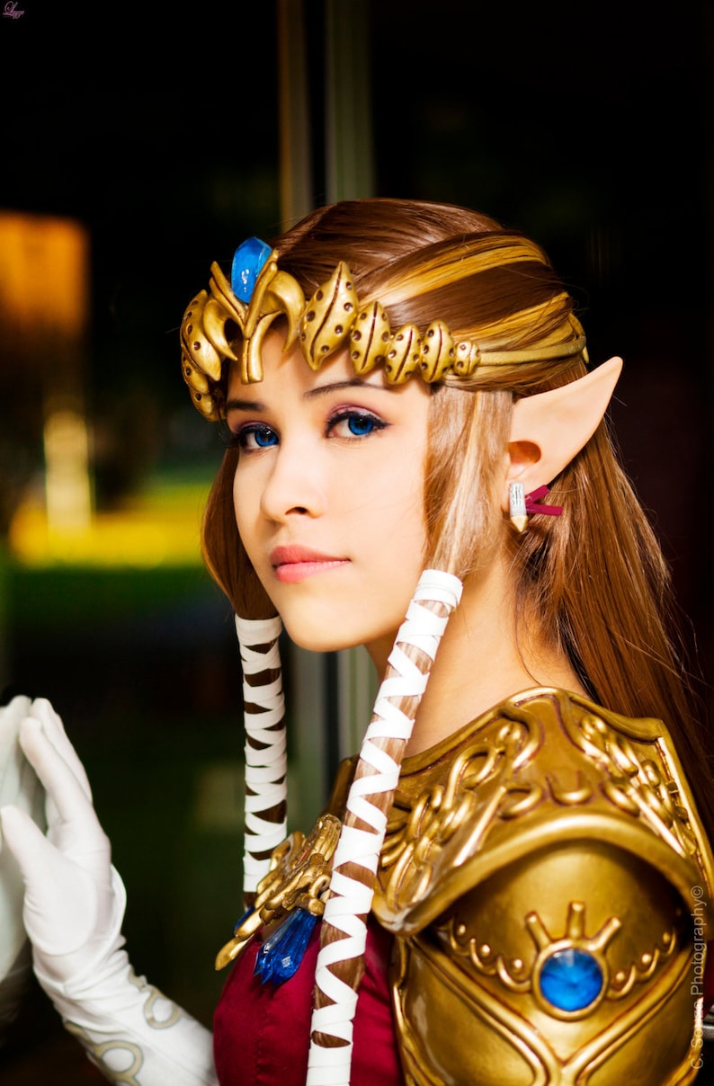 Any Skintone, Anime Elf Ears: handmade, latex ear tips. Great for cosplay, costumes, Link, Zelda, Halloween, & Christmas 