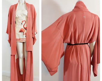 Vintage silk pink Kimono robe / vintage 50s robe dressing gown  / swimsuit lingerie cover up duster / Japanese Kimono /  glitterngoldvintage