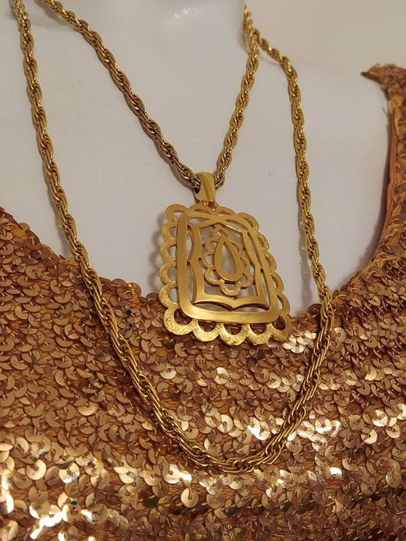 Vintage Crown Trifari Necklace / vintage 60s 70s T