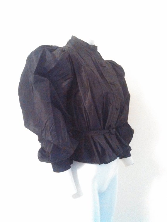 Vintage Victorian blouse / Dramatic Victorian Puff