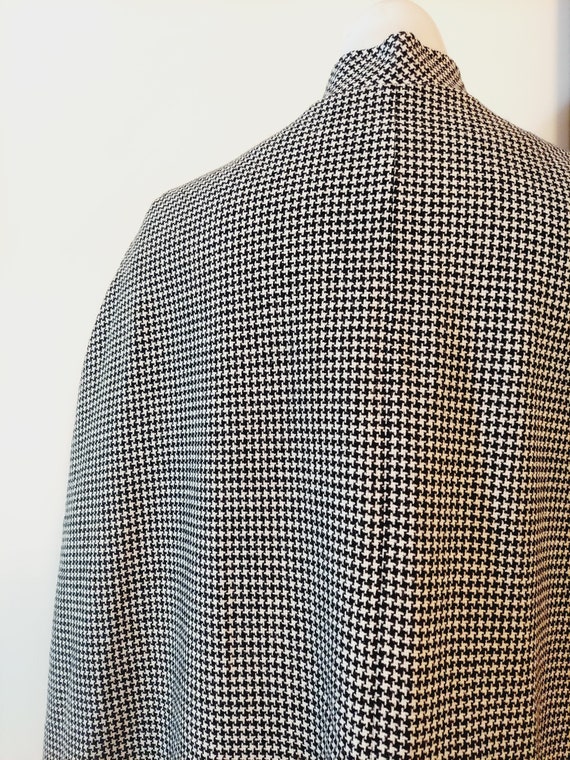 Vintage wool hounds tooth cape / mod cape / vinta… - image 7