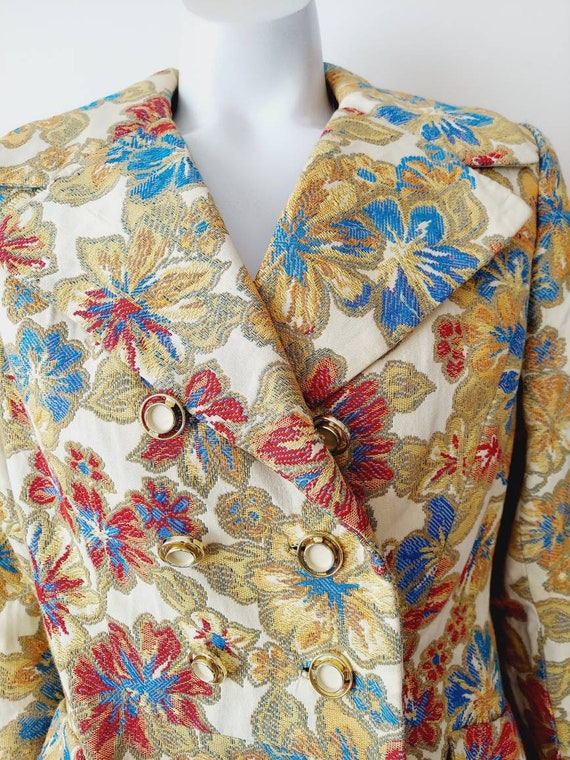 Vintage 60s 70s tapestry coat / vintage 60s embro… - image 3