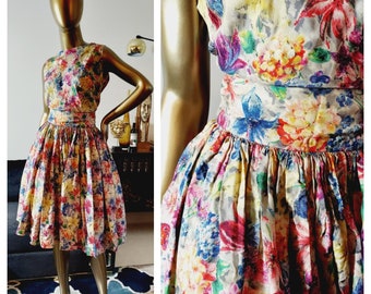 Vintage 50s 60s floral two piece / 50s silk skirt and top set / 50s pinch pleats skirt / 50s silk set / Glitterngoldvintage