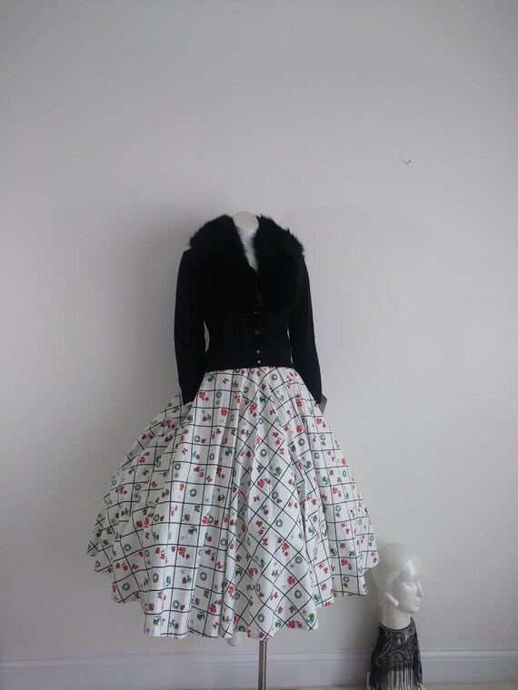 Vintage 50s Circle Skirt / 50s Novelty print skirt