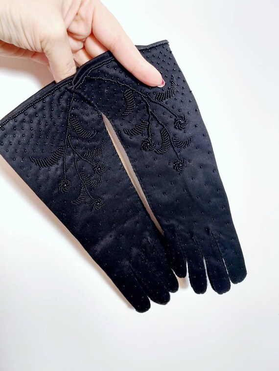 Vintage 50s beaded gloves / size 7 vintage gloves/