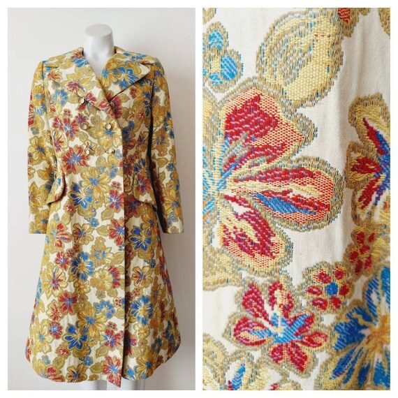 Vintage 60s 70s tapestry coat / vintage 60s embro… - image 1