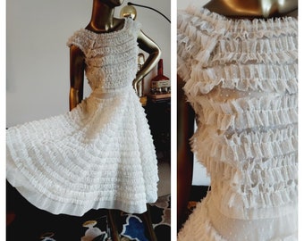 Vintage 50s Layered lace dress / vintage designer vicky vaughn dress / 50s Party dress / glitterngoldvintage