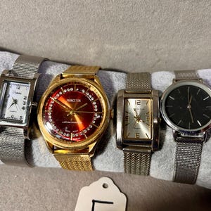 4 CT Novelty Women’s Wrist Watch Collection