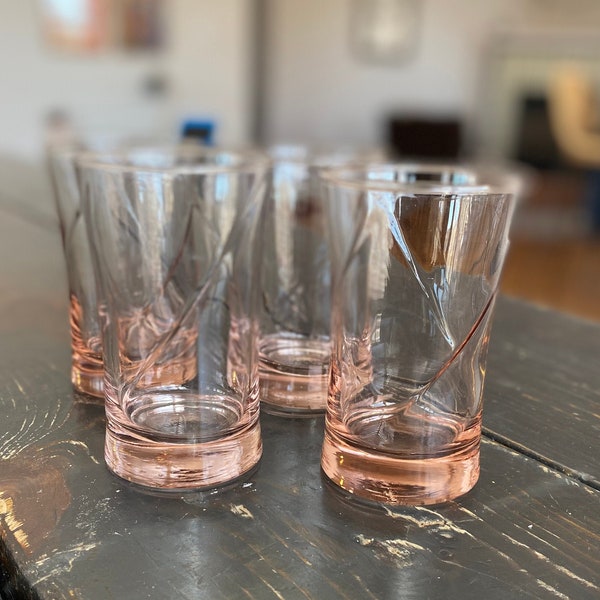 Vintage pink juice glasses / set of four 4 /tumblers / colored glassware / pink glassware