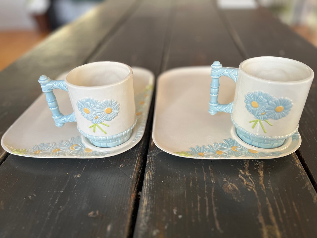 Vintage Daisy Mug and Tray Set / Set of Two 2 Cups With Etsy