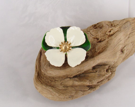 Sarah Coventry Tahitian Flower White & Green Broo… - image 3