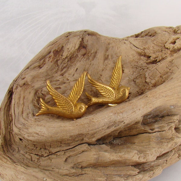 Swallow Bird Pierced Stud Earrings Vintage Design - Plus a Bonus :) - 4