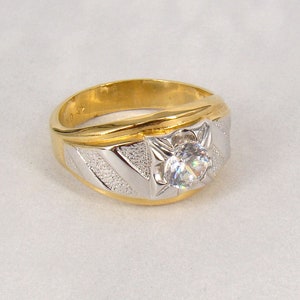 Lind jewelry deals company