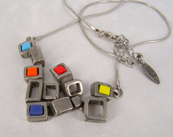 Osmose Abstract Deco Cube Design Necklace - Vinta… - image 5