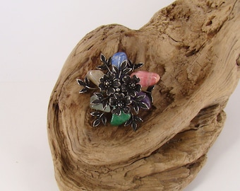 Flower 6 Stones Brooch 3D Effect Vintage Stunning Shades of Colour PLUS a Bonus!