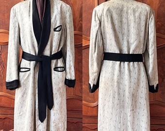 Lounge Robe in Silver Fabric