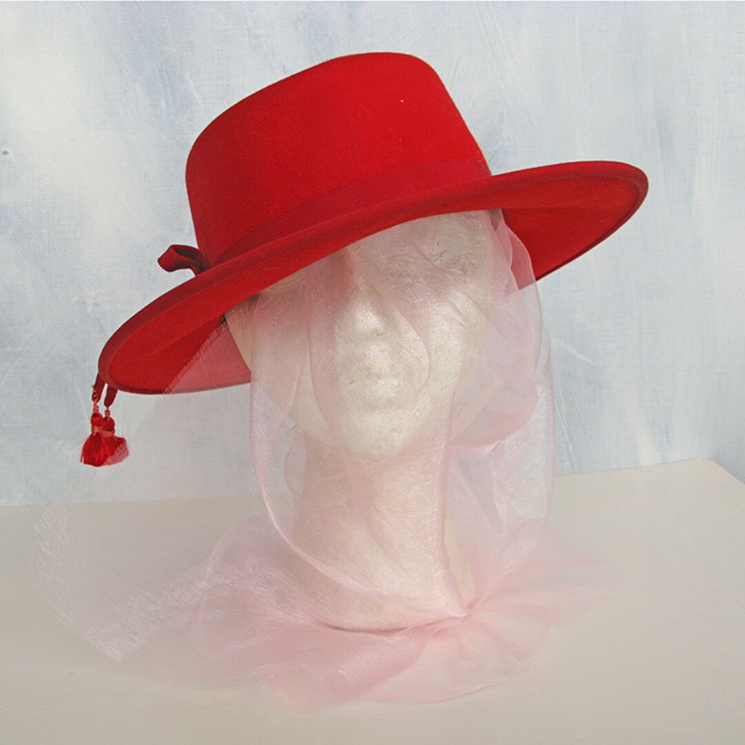 Sally Vielor classic Red Hat Vintage 1950s/60s Miss Sally Victor Black Velvet Pillbox Hat  main image 3