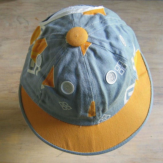 1930's Cotton Hat Geometric Print with Air Vents