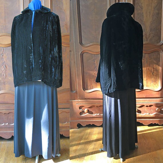 1930's Black Velvet Cape - image 2