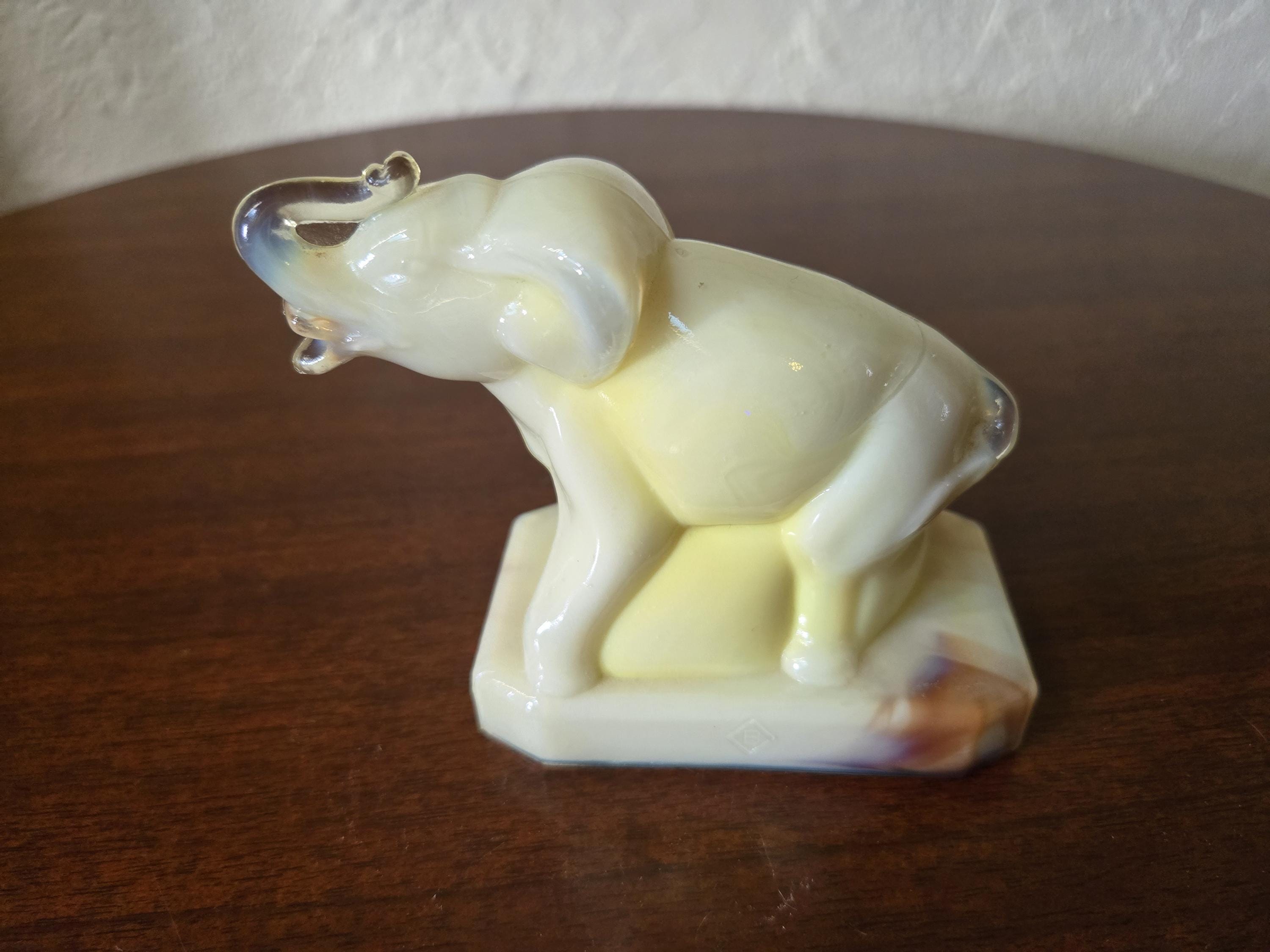 Boyd Glass Elephant - Etsy