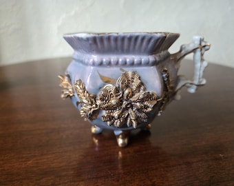 Victorian era 4 toes gold gilded branch handled blue luster tea cup