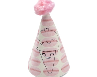 Fabric party hat ice cream cone print /// Chapeau de fête crème glacée