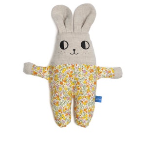 Billie the Pyjama Bunny /// Billie Lapin en Pyjama Yellow Flowers