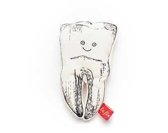 Tooth fairy tiny pillow /// Mini coussin La dent