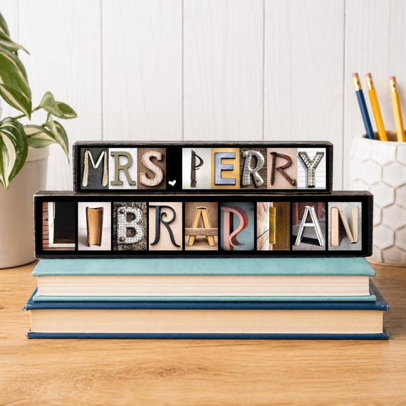 Librarian Gift, Librarian Ornament, Librarian Sign, Librarian Name Sign Nameplate Name Plate Gifts for Librarians Library Gift Library Decor