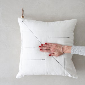 VIDA Linen Pillow 3 sizes SQUARE