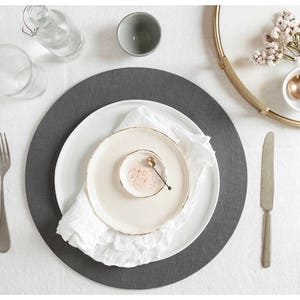Linen Charger Plates: Set of 2, Washable Dinner Placemats