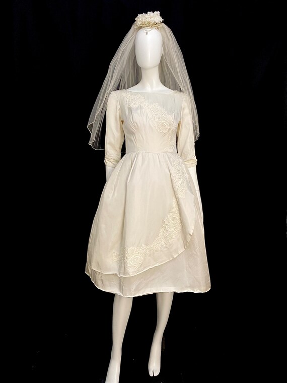 Vintage 60s S/M wedding dress gown cream mod mode… - image 2
