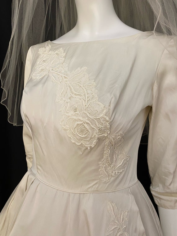 Vintage 60s S/M wedding dress gown cream mod mode… - image 4