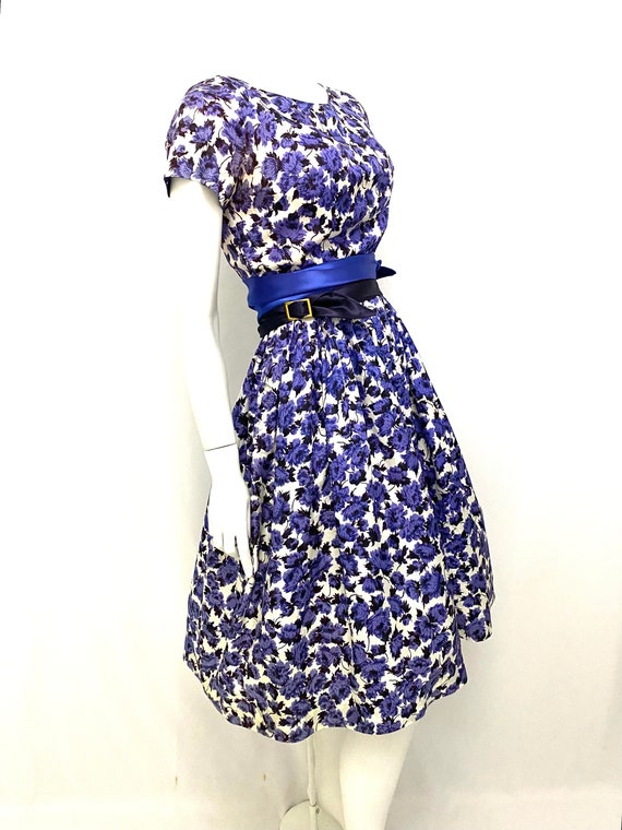 Vintage 50s XS dress purple periwinkle navy flora… - image 6
