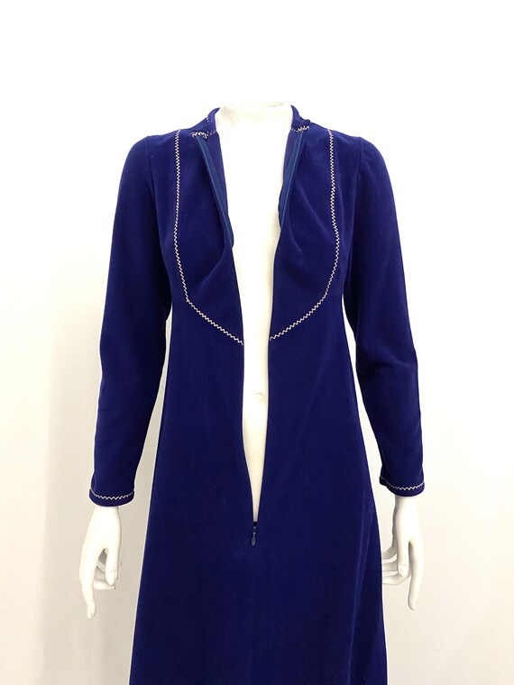 Vintage 70s XXXS robe Vasarrette velour navy blue… - image 9