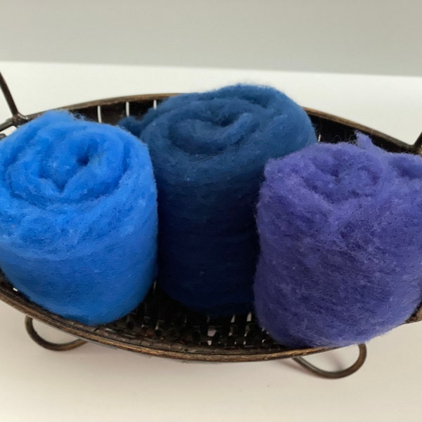 Blue Pack of Needle-Felting Fiber 1.5 oz - Babydoll Southdown Wool