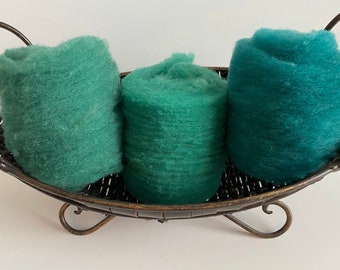 Grass-Green Pack of Needle-Felting Fiber 1.5 oz - Babydoll Southdown Wool