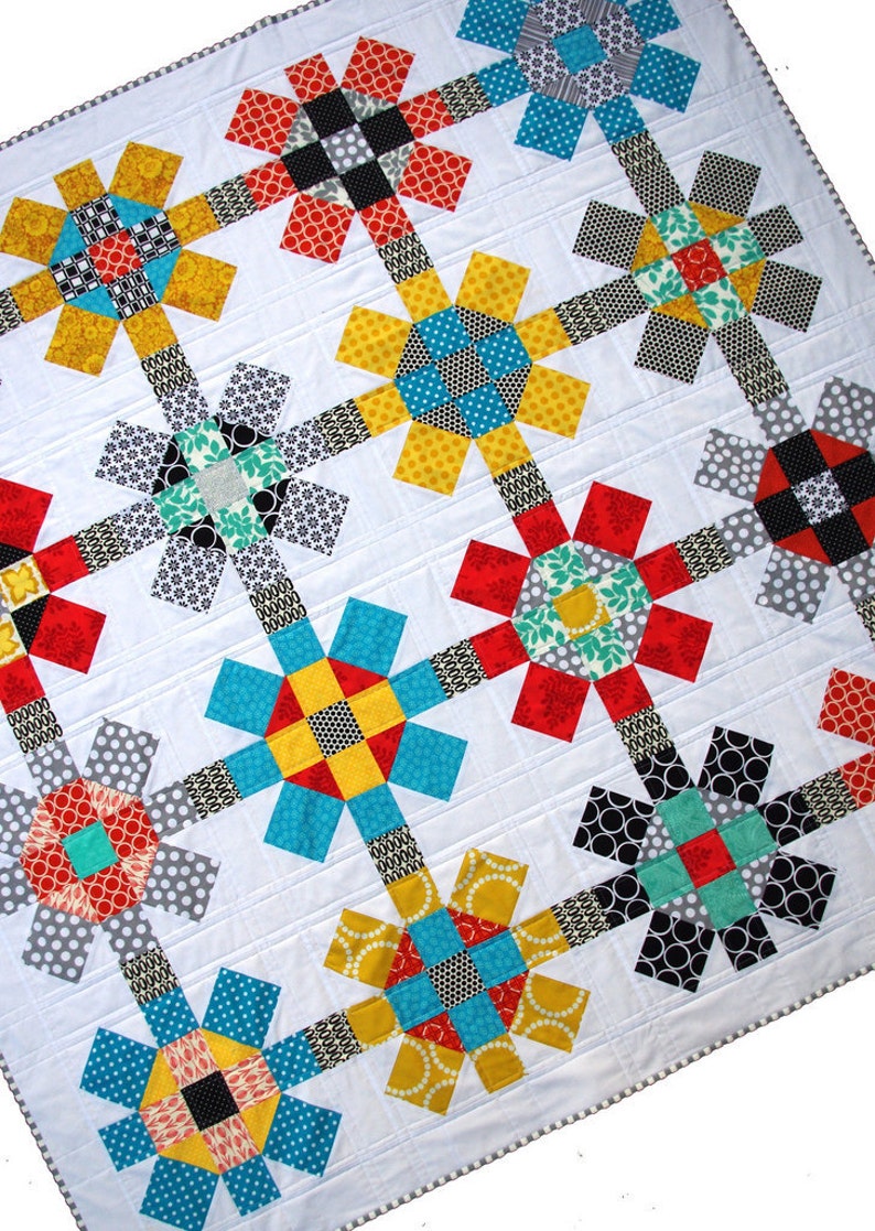 Labyrinth Quilt Pattern PDF File A Red Pepper Quilts - Etsy