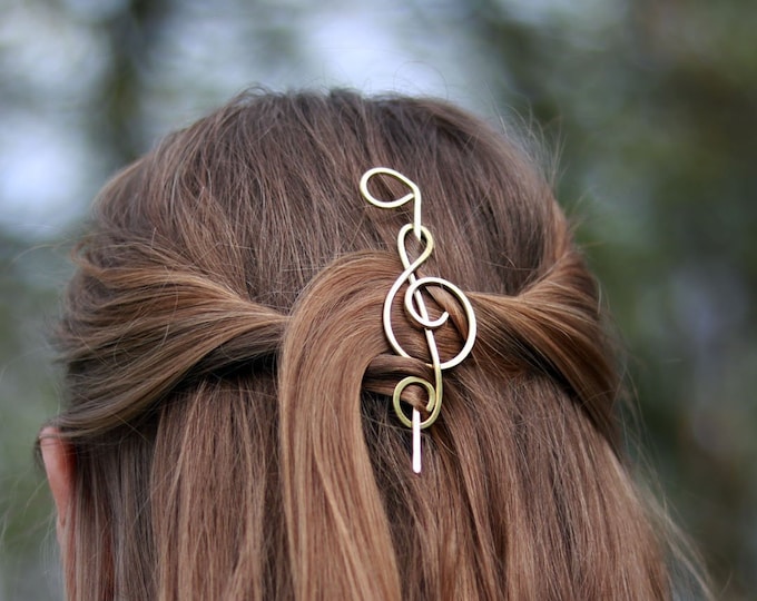 Music gift for her - Treble clef hair clip - Singer gifts - Brass or Copper brooch for sweater - Shawl pins - Music notes
