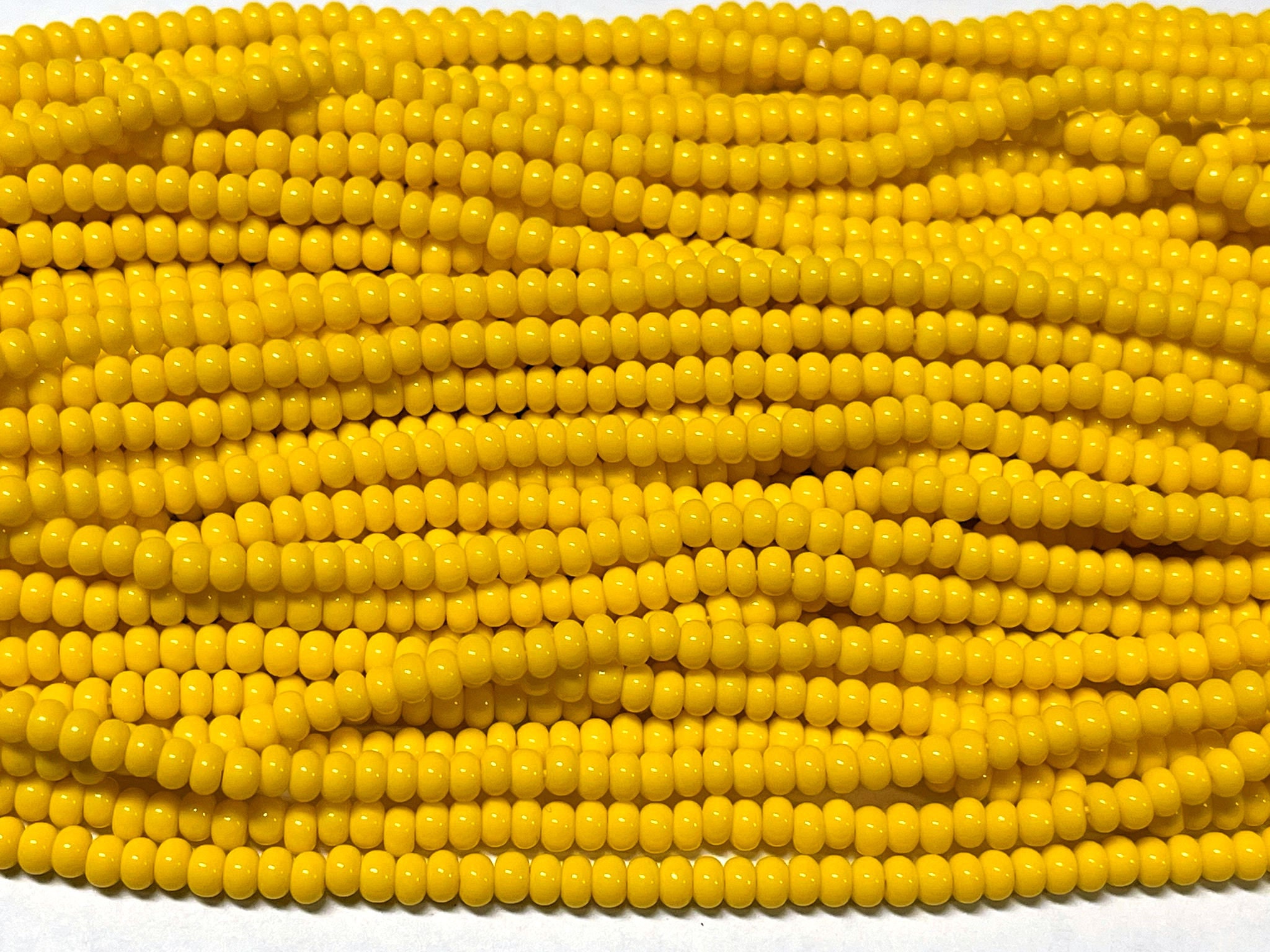 7/0 Czech Glass Rocaille Seed Beads - Bohemian Spacer Beads / Boho Accent Beads / Beading & Jewelry Supply - Opaque Yellow - 20-inch Strand