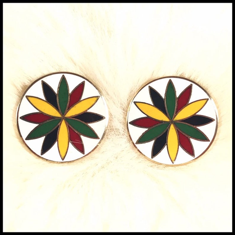 Vintage Pennsylvania Dutch Good Luck Hex Petal Rosette Goldtone Metal Screw Back Earrings Free Shipping