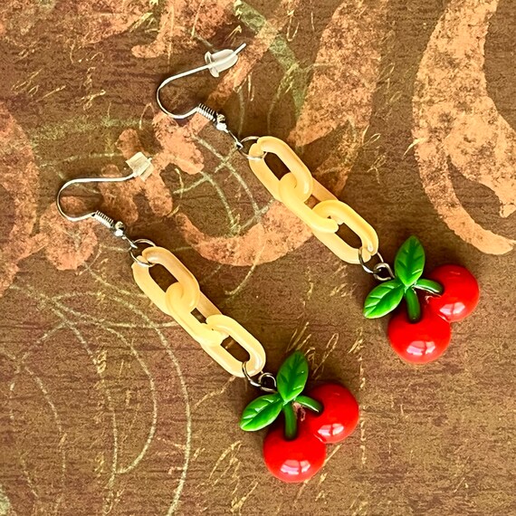 Vintage Novelty Cherries & Chains Drop Dangle Ear… - image 6