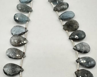 Moss Aquamarine facetted pear 9x14mm